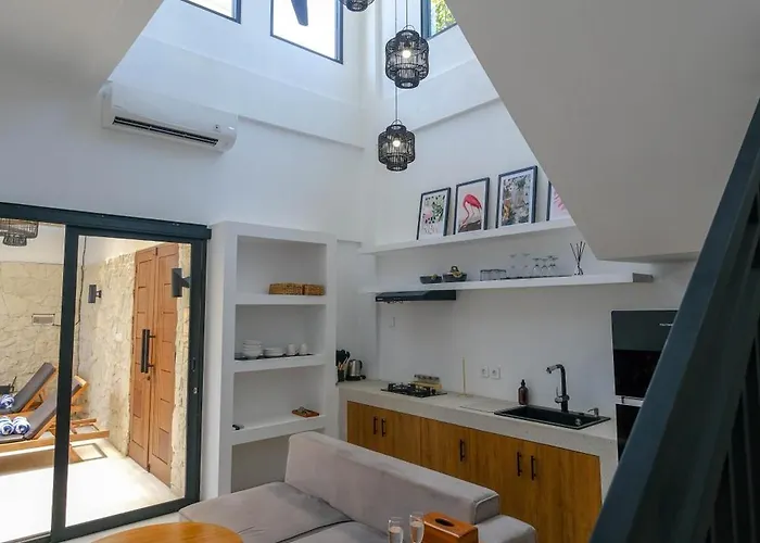 Virgo Sun House Villa Uluwatu (Bali)