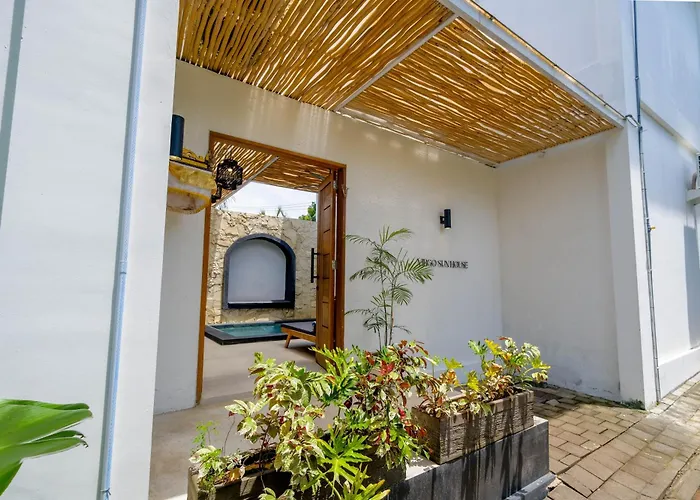 Virgo Sun House Villa Uluwatu (Bali)